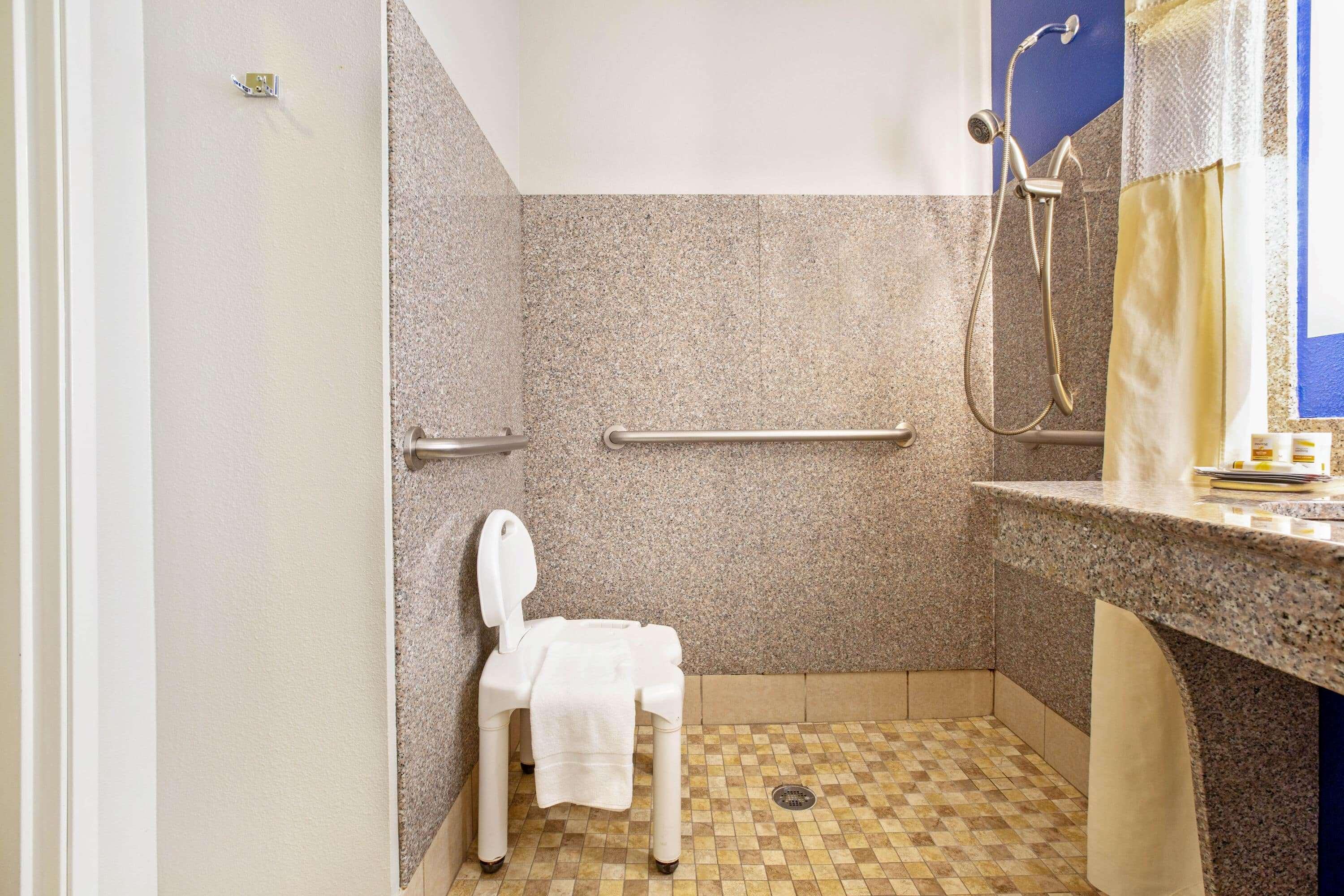 La Quinta By Wyndham Ne Long Beach/Cypress Hawaiian Gardens Екстериор снимка