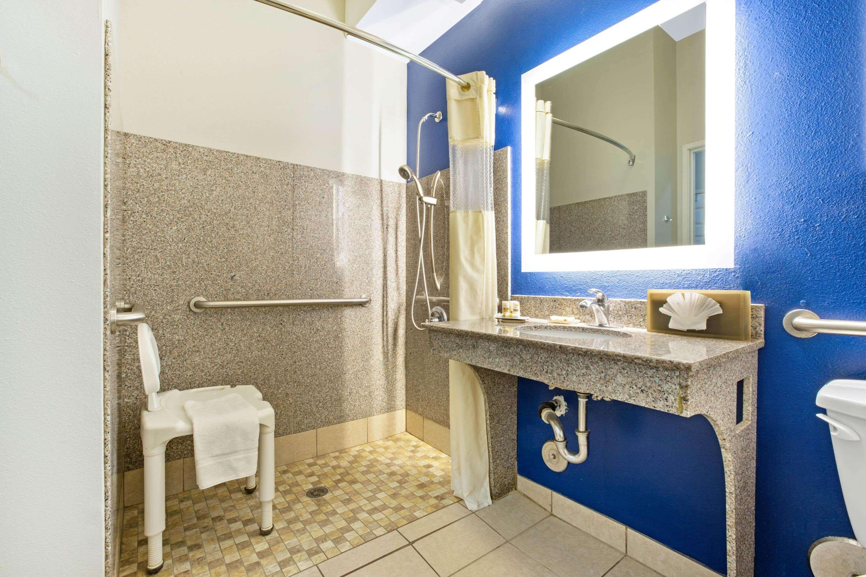 La Quinta By Wyndham Ne Long Beach/Cypress Hawaiian Gardens Екстериор снимка