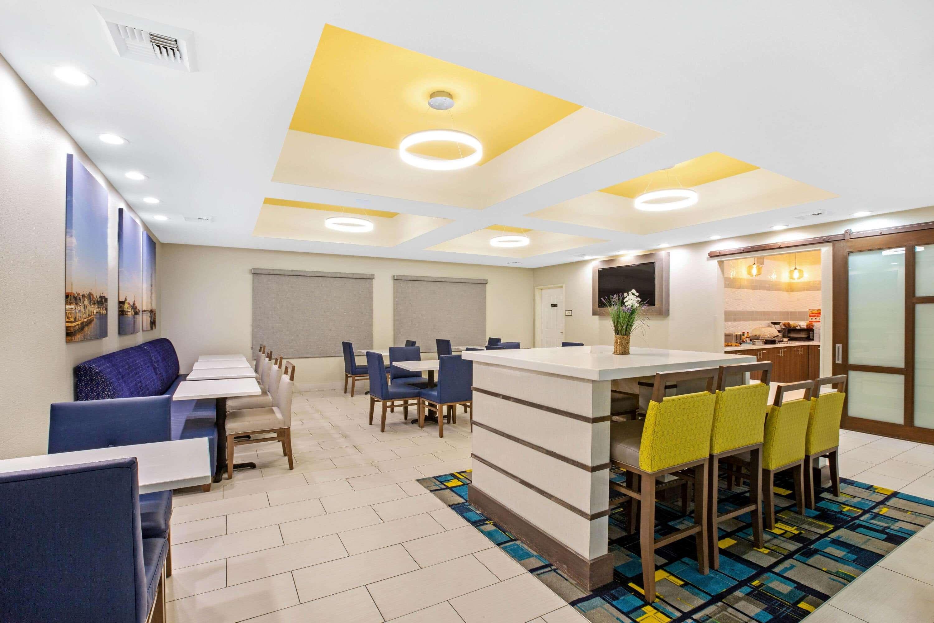 La Quinta By Wyndham Ne Long Beach/Cypress Hawaiian Gardens Екстериор снимка