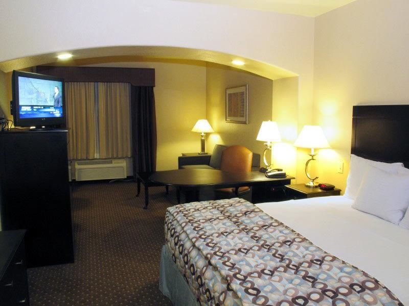 La Quinta By Wyndham Ne Long Beach/Cypress Hawaiian Gardens Стая снимка