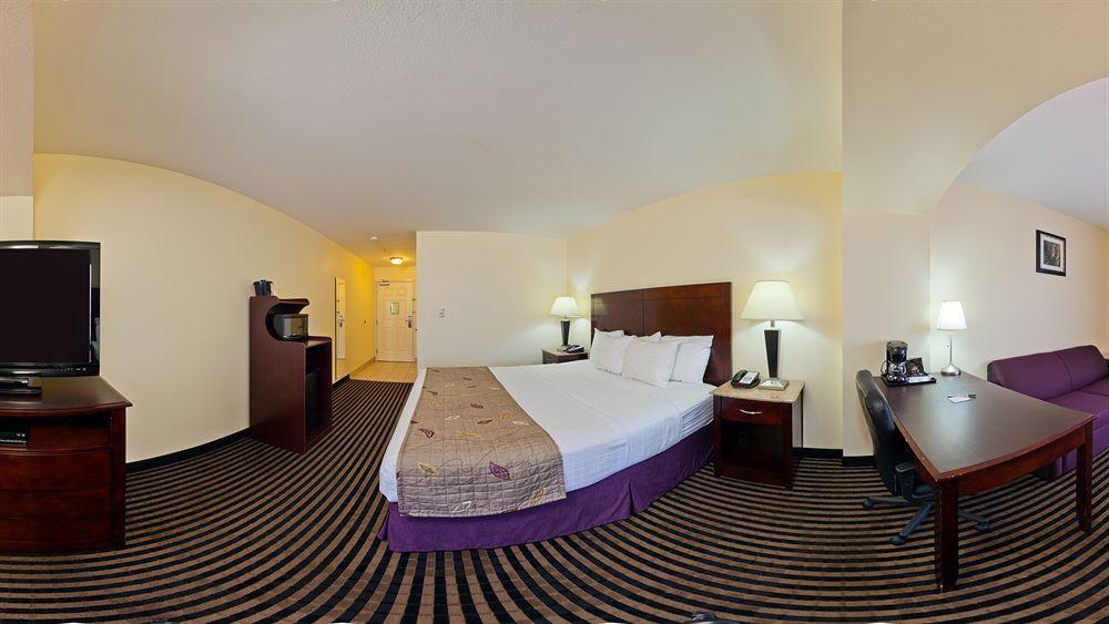 La Quinta By Wyndham Ne Long Beach/Cypress Hawaiian Gardens Екстериор снимка